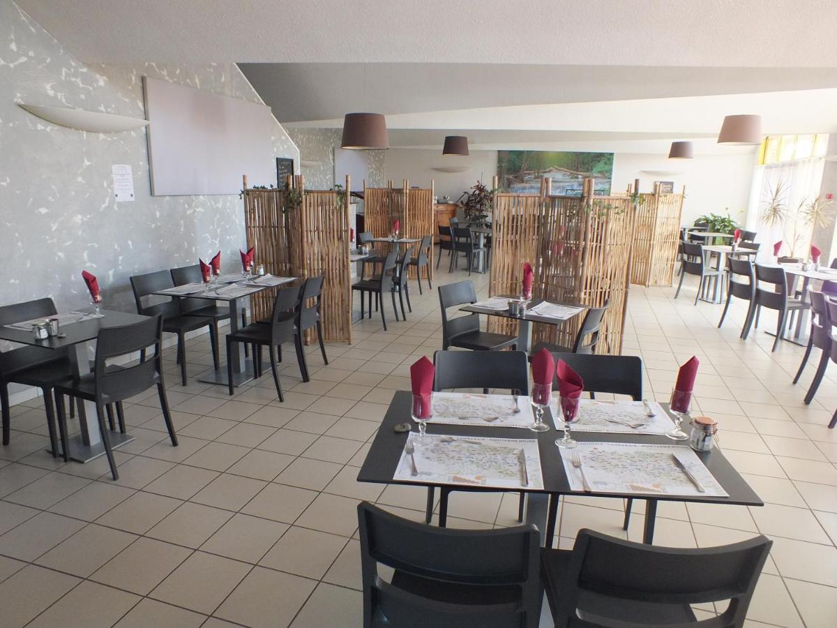 Logis hôtel restaurant Le clos saint loup Bram Exterior foto