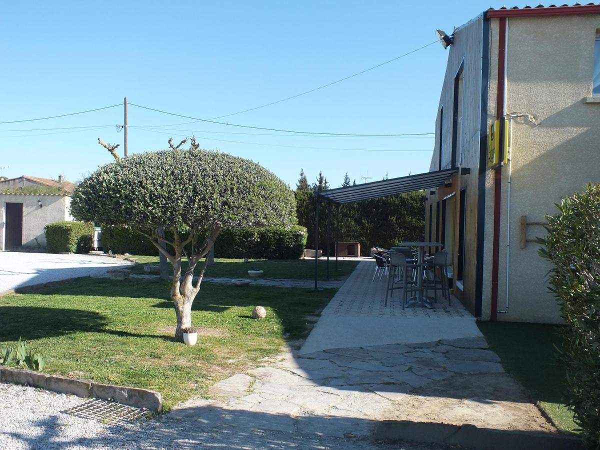 Logis hôtel restaurant Le clos saint loup Bram Exterior foto